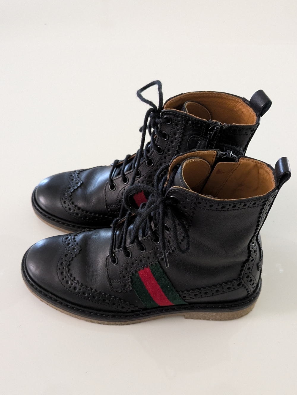 Authentic Gucci Kids Black Leather Web Stripe Wingtip Boots EU 28(US 11)